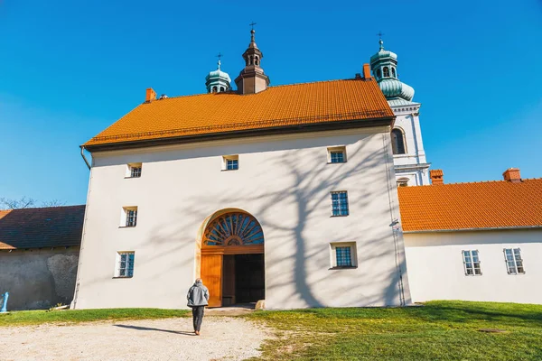 Cracóvia, Polônia - 04 de novembro de 2017: Mosteiro de Camaldolese na colina de Bielany, Cracóvia, Polônia — Fotografia de Stock