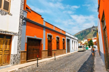 Garachico, Tenerife, Kanarya Adaları, İspanya sokaklarındaki renkli binalar