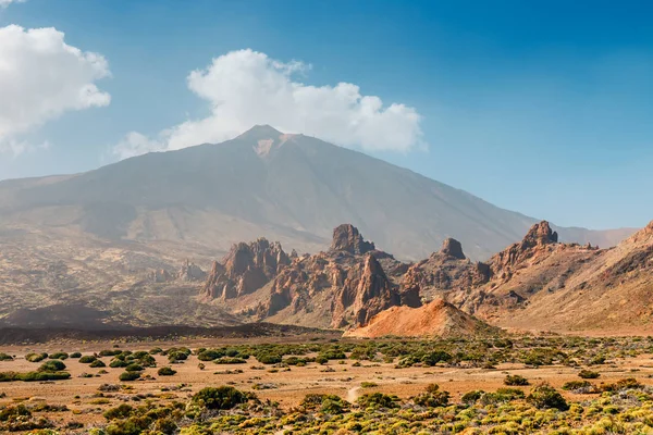 Vulcano Roques de Garcia e El Teide, Isola di Tenerife, Spagna — Foto Stock