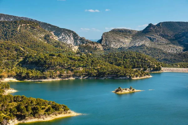 Bellissimo paesaggio montano vicino a El Chorro Gorge, Andalusia, Spagna — Foto Stock