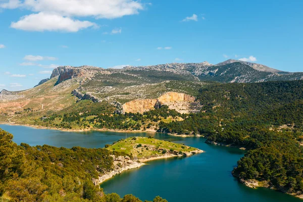 Dammen Tajo de la Encantada i ravinen Chorro, Malagaprovinsen, Spanien — Stockfoto