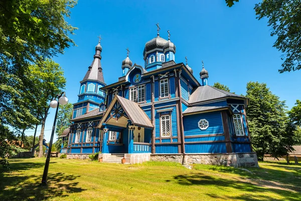 Iglesia ortodoxa en Puchly village, noreste de Polonia, Europa — Foto de Stock