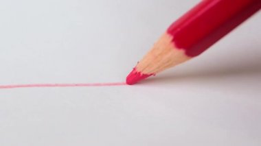 Kırmızı çizgide beyaz çizim kağıt üzerinde kırmızı renk kalemle çizim. sanatsal kavram.