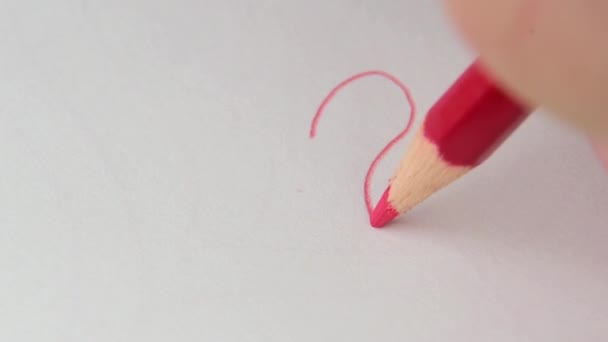 Drawing heart on white drawing paper with red color pencil. artistic concept. — Stock Video