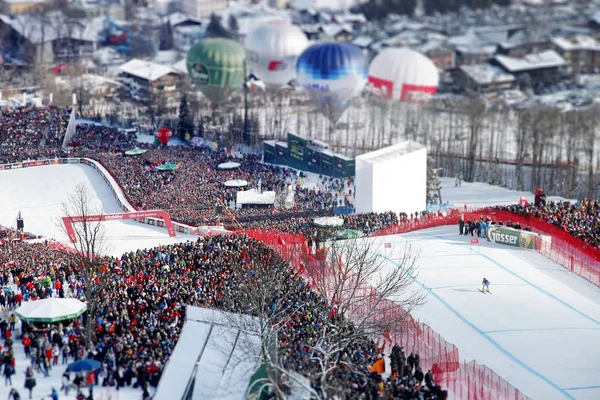 Januari 2011 Oostenrijk Kitzbuhel Downhill Ski Wereldbeker Luchtfoto Van Skiën — Stockfoto