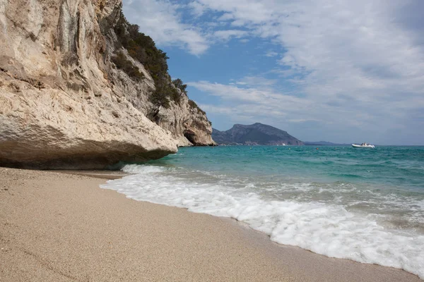 Beautiful beach at Cala Luna, Sardinia, Italy — Stock Photo, Image