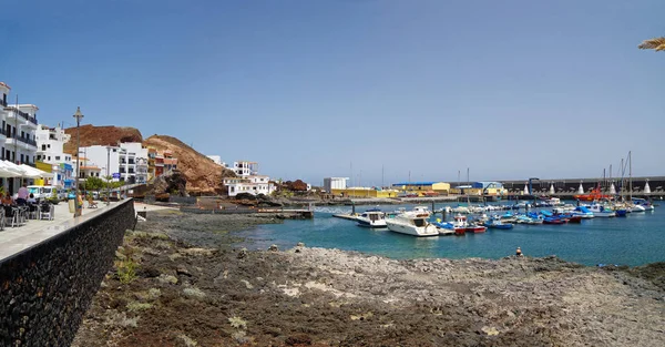 拉雷斯廷加, el hierro 南部的海滨村庄, 潜水的特权地区。西班牙加那利岛 — 图库照片