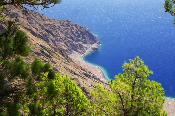 Roque de Bonanza beach from Mirador de Las Playas on El Hierro, Canary island, Ισπανία — Φωτογραφία Αρχείου