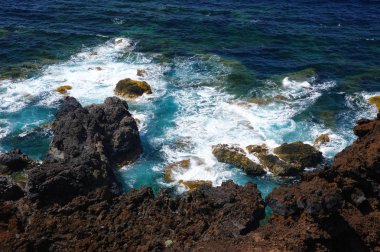 Doğal havuzlar Charco Los Sargos iyi deniz, Kanarya Adaları, İspanya tadını çıkarmak için El Hierro adada yerleştirir..