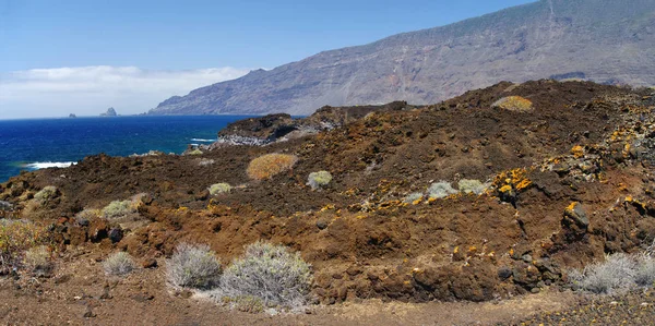 Naturliga pooler Charco Los Sargos, bra platser på El Hierro ön för att njuta av havet, Kanarieöarna, Spanien. — Stockfoto