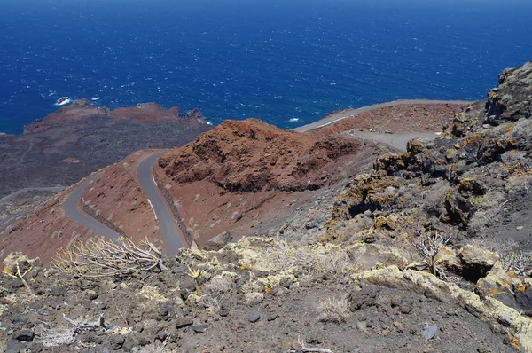 Het uitzicht vanaf de Mirador de Lomo Negro in eiland El Hierro, Canarische, Spanje — Stockfoto