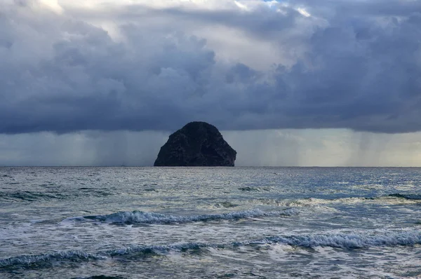 Diamond Rock (Rocher), Martinique Island, Lesser Antilles — Stock Photo, Image
