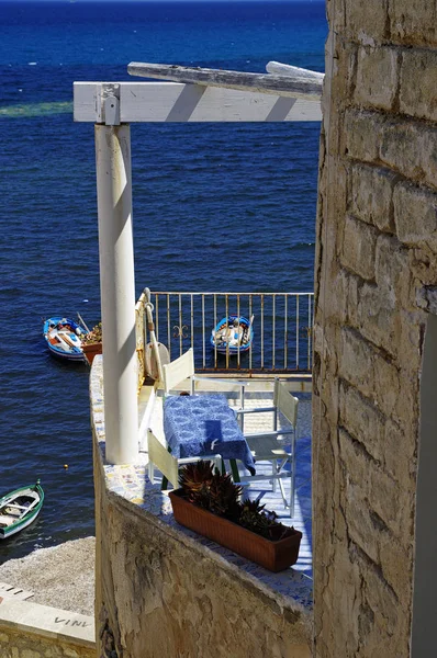 Kleine vissersboten in de Trapani, Sicilië, Italië — Stockfoto