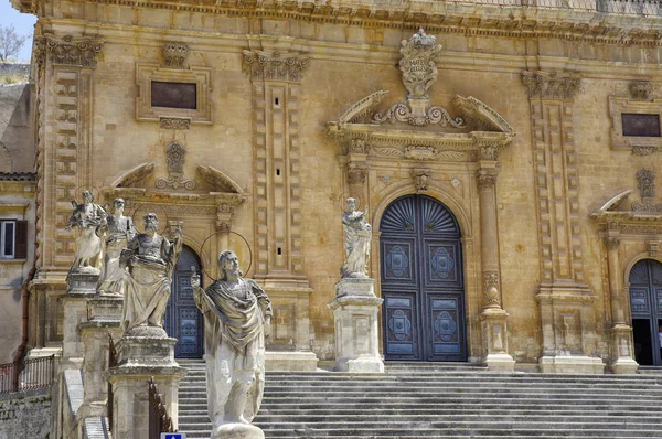 Barok kilise San Pietro Modica, Ragusa, Sicilya, İtalya içinde. UNESCO Dünya Miras Listesi. Stok Fotoğraf