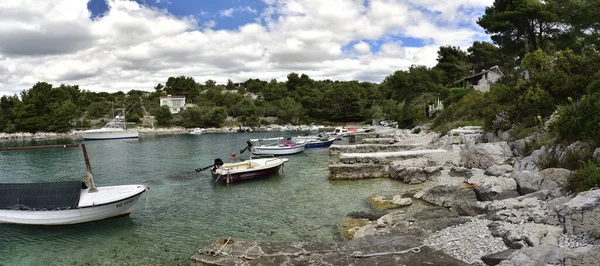 Ciovo Island Kroatien April 2019 Wunderschöne Landschaft Mit Kristallklarem Wasser — Stockfoto