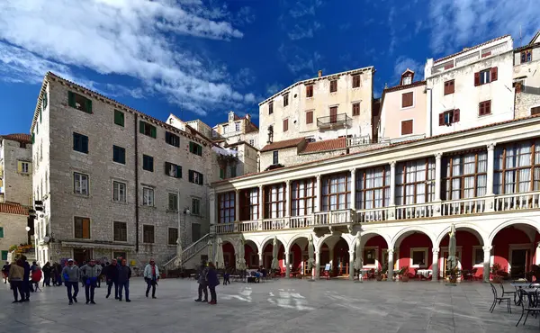Sibenik Croácia Abril 2019 Vista Panorâmica Antiga Arquitetura Mediterrânea Cidade — Fotografia de Stock