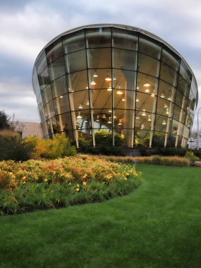 Kanatlar Kelebek Bahçe dans