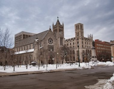  Immaculate Conception ve Mizpah Kulesi