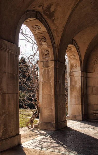 美丽的凉廊的拱门 — 图库照片