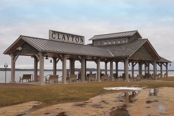 Clayton gazebo on the  The Saint Lawrence River — Stock Photo, Image