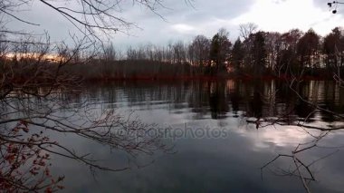 Beaver Gölü Baldwinsville, New York'da gün batımında