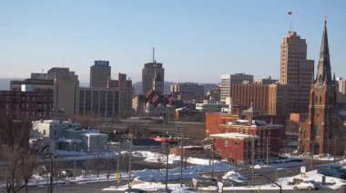 Syracuse, New York. 17 Mart 2018. Syracuse, New York, St Patrick's Day, 2018 erken sabah şehir görüntüsü