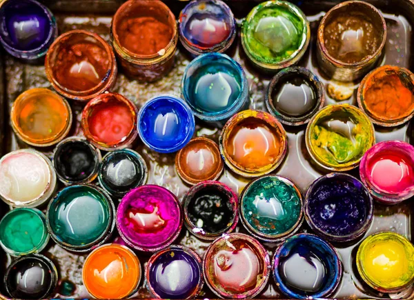 Renk boyalar kümesi