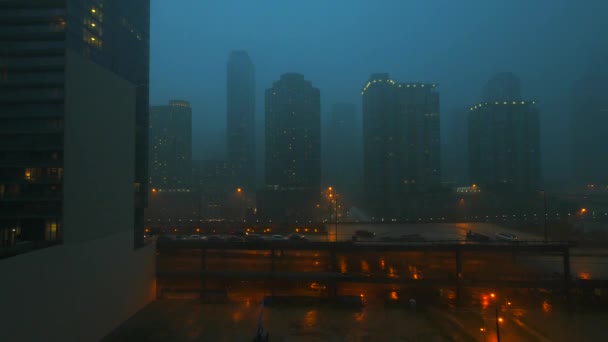Ett blixtnedslag i downtown Chicago — Stockvideo