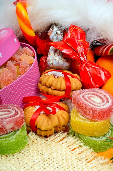 Fondo de Navidad, piruletas, dulces y pasteles . —  Fotos de Stock