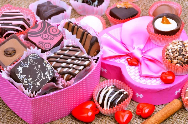 Chocolates in the box. — Stock Photo, Image