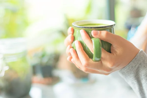 kaçmak mutcha latte yeşil çay el