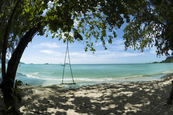Klong Prao Beach Swing — Stock Photo, Image