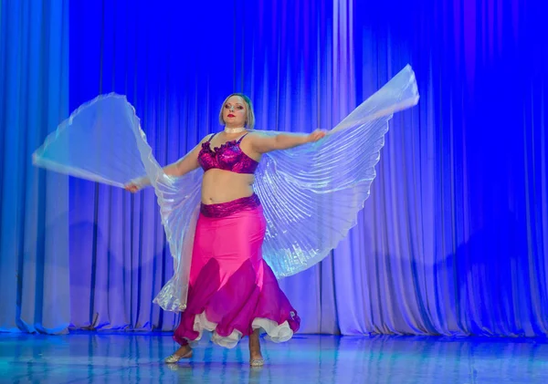 Dans, Sahne, Gösteri, Kadın, Vücut