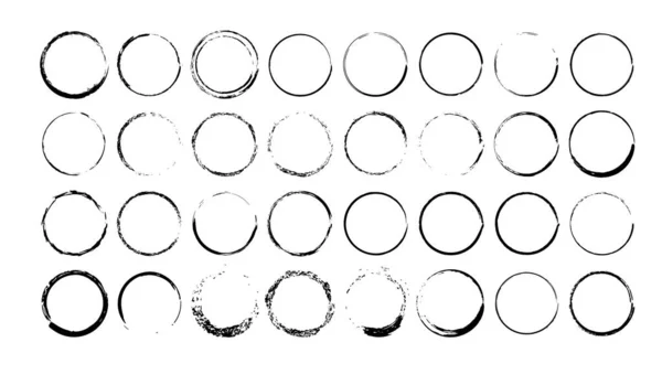 Grunge siyah çerçeveler kümesi. Kenarlıkları fırçalar.