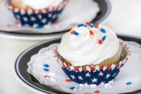 Patriotic 4th of July cupcakes — Stock Photo, Image