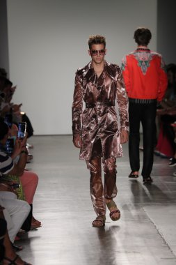 custo barcelona defile