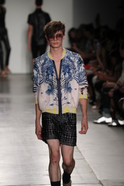 custo barcelona defile