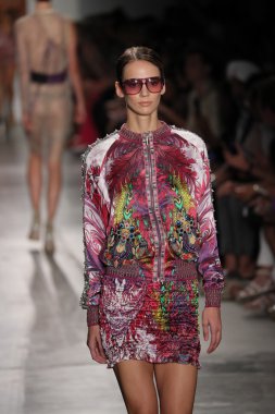  custo barcelona defile