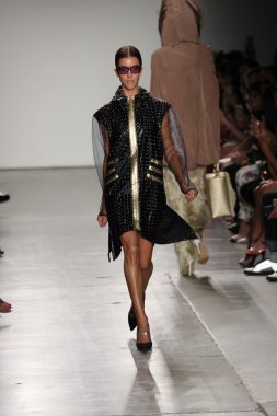  custo barcelona defile