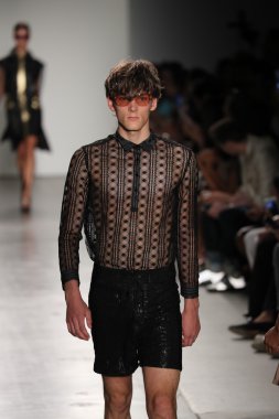 custo barcelona defile