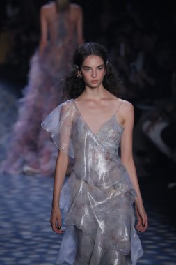 New York Moda Haftası sırasında Marchesa defile