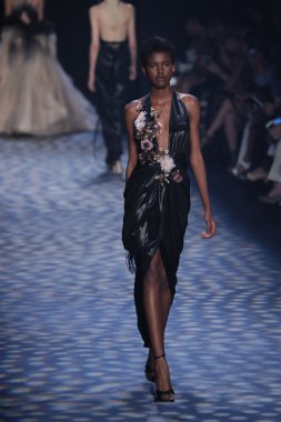 New York Moda Haftası sırasında Marchesa defile