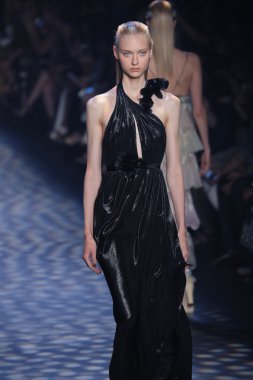 New York Moda Haftası sırasında Marchesa defile