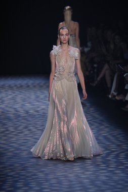 New York Moda Haftası sırasında Marchesa defile