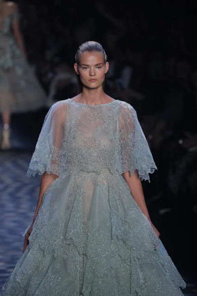 Marchesa modeshow tijdens New York Fashion week — Stockfoto