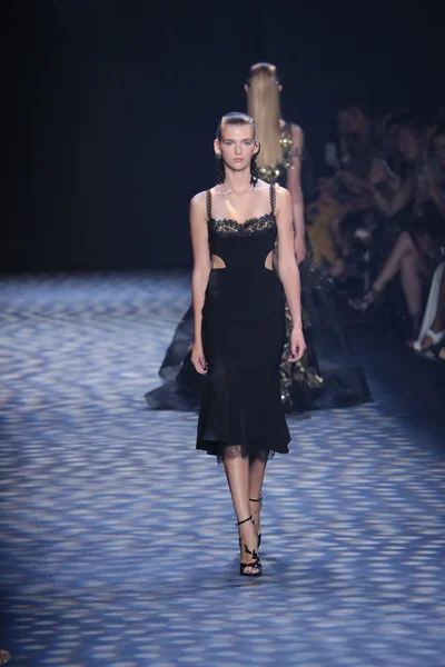 Marchesa modeshow tijdens New York Fashion week — Stockfoto