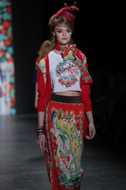  Anna Sui defile