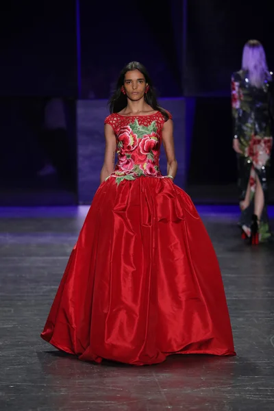 Naeem Khan desfile de moda — Fotografia de Stock