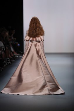 Bibhu Mohapatra defile