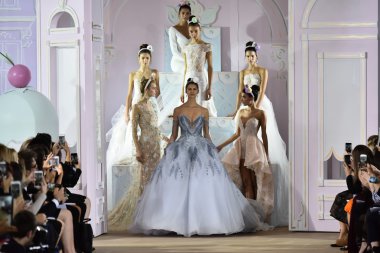 Ines Di Santo sonbahar 2017 Gelin Koleksiyonu gösteri